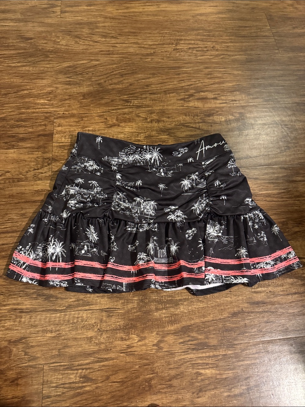 Lucky in love skirt size xs